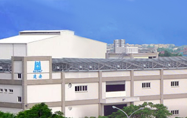 藍鷹 藍鷹